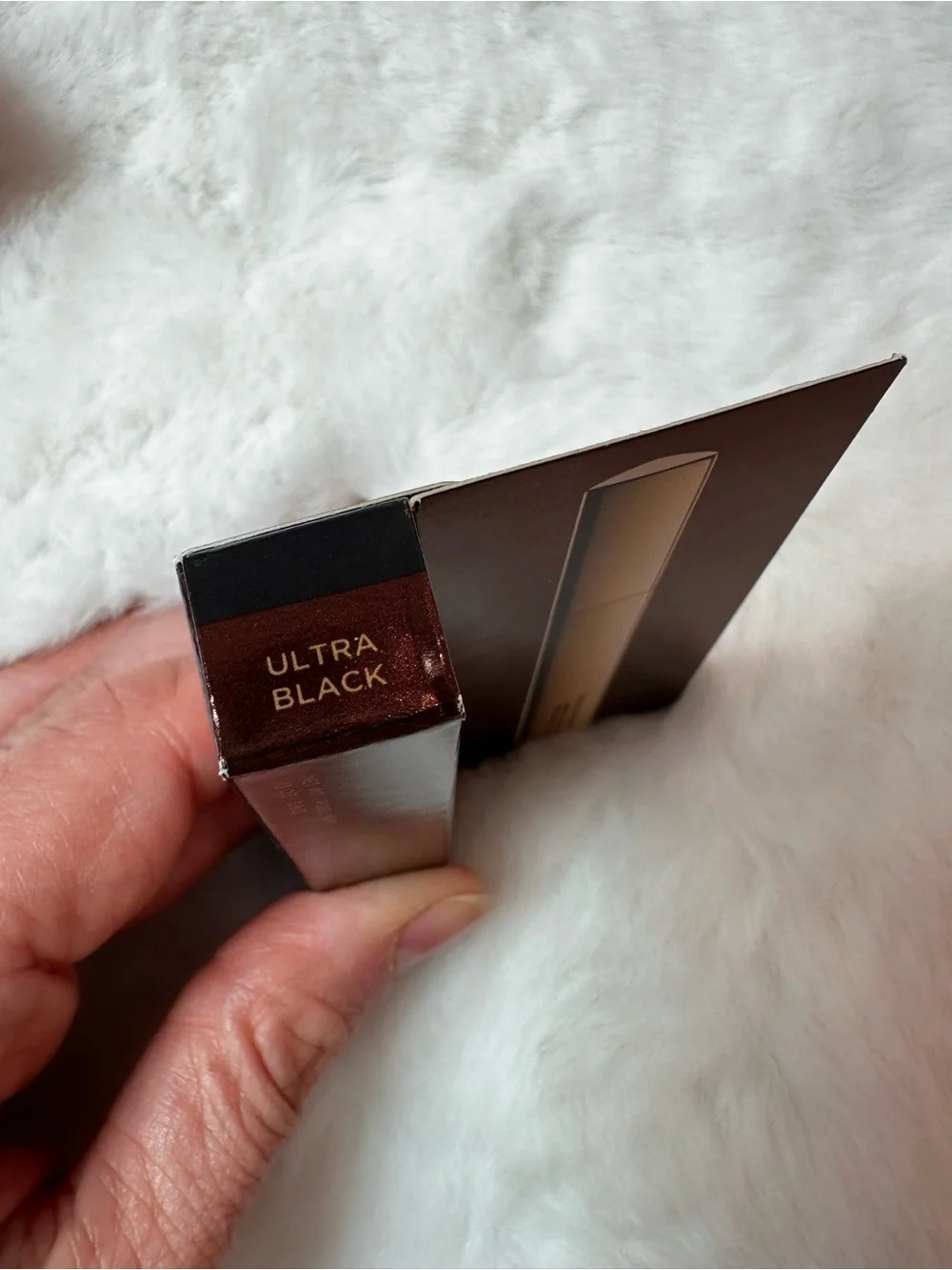 Hourglass Veil Translucent Setting Powder & Lipstick Duo - Gold and Red